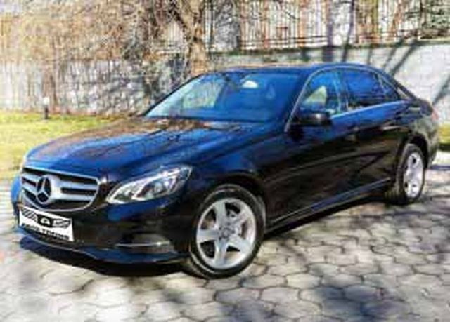 Аренда аренда черного merсedes-benz e212 с водителем с водителем