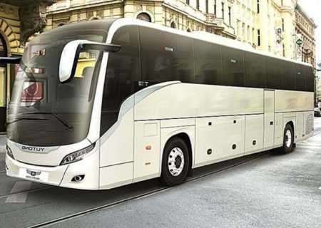 Аренда белого автобуса Yutong Т13 2021 года на свадьбу в Москве, фото