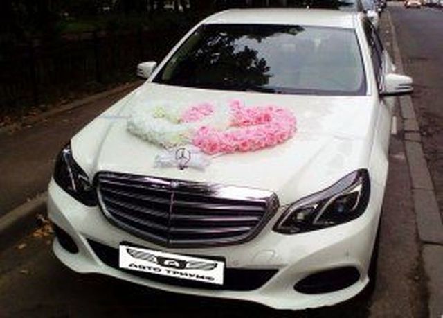 Аренда аренда седана mercedes-benz e212 amg с водителем с водителем