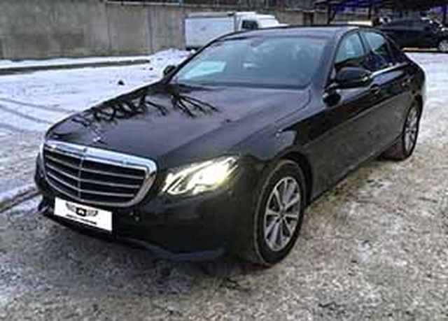 Аренда аренда mercedes-benz e213 (мерседес-бенц) с водителем с водителем
