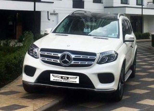 Аренда Аренда белого джипа (внедорожника) mercedes-benz gls с водителем с водителем