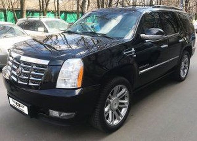 Аренда аренда черного джипа сadillac escalade с водителем с водителем, фото