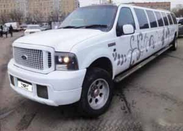 Аренда лимузин форд с водителем, фото