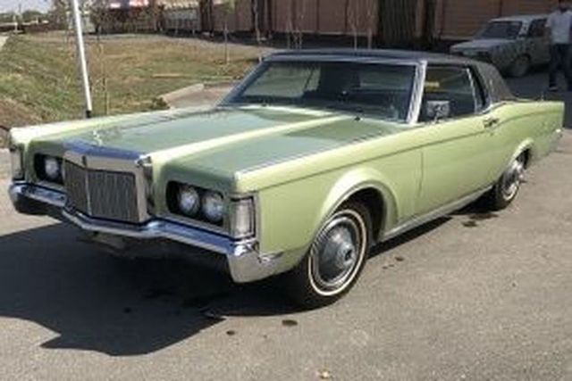 Аренда аренда lincoln continental с водителем с водителем, фото