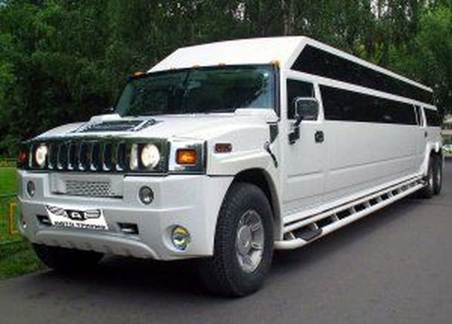 Аренда аренда лимузина hummer h2 с приподнятой крышей на свадьбу на свадьбу, фото
