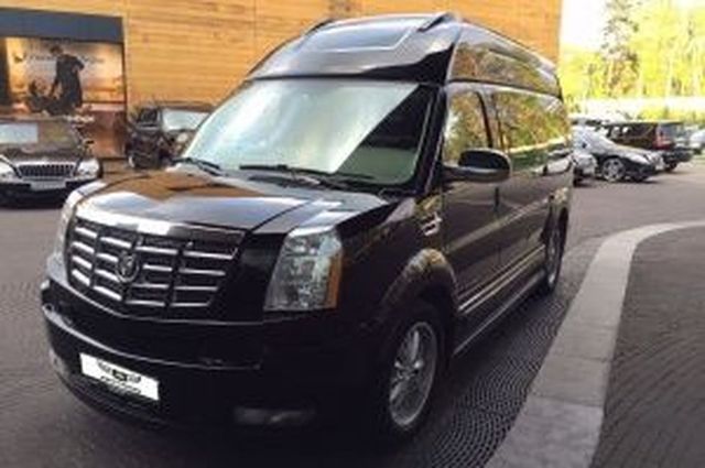 Минивэн chevrolet express vip в аренду с водителем
