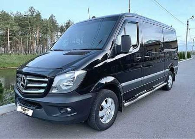 АрендаMercedes-Benz Sprinter VIP с водителем, фото