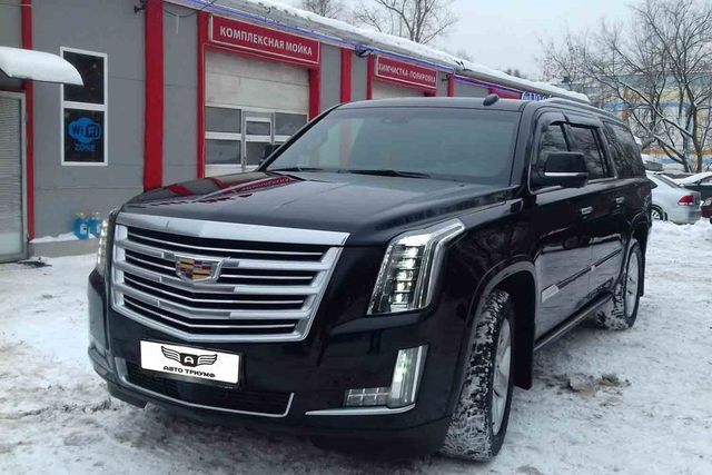 Аренда черный Cadillac Escalade 4 на свадьбу в Москве недорого |  «АвтоТриумф»