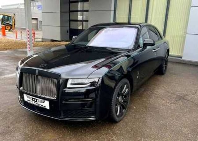 Аренда аренда белого rolls-royce ghost на свадьбу на свадьбу, фото
