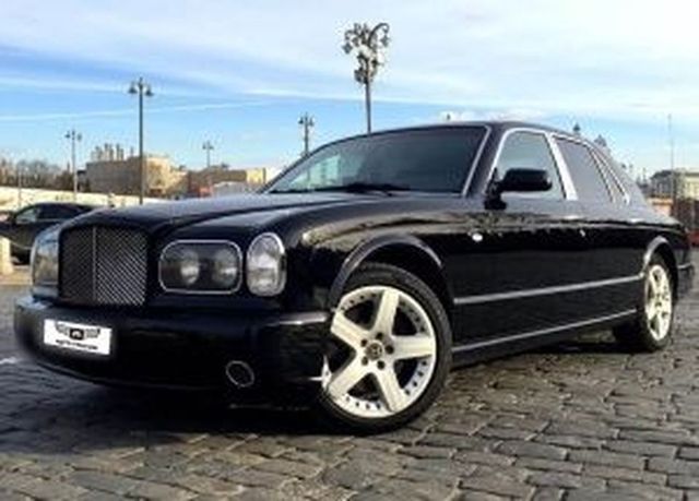 VIP аренда седана bentley arnage