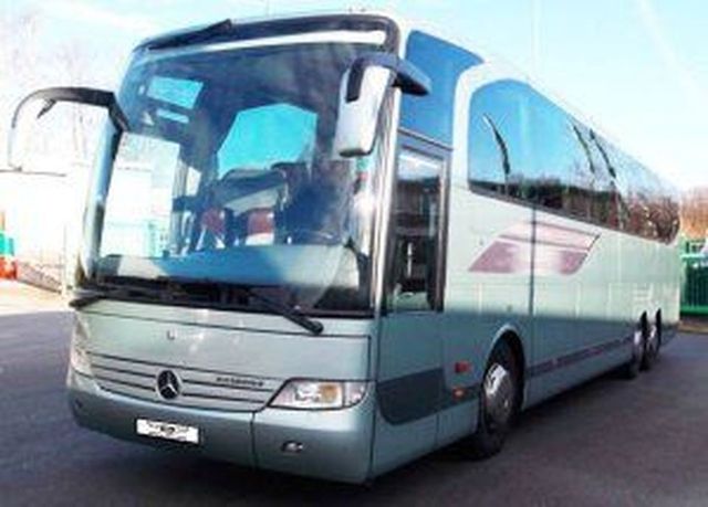 Аренда аренда серого автобуса mercedes-benz travego на свадьбу на свадьбу, фото