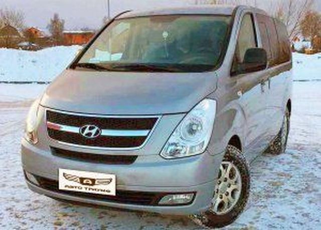 Аренда аренда серебристого минивэна hyundai starex с водителем