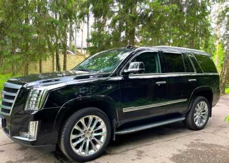 Аренда джипа Cadillac Escalade 4 2019 года на свадьбу в Москве, фото