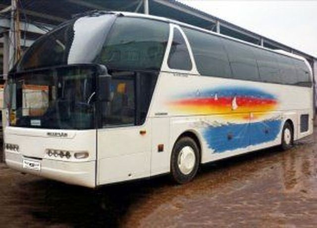 Аренда аренда белого автобуса neoplan на свадьбу на свадьбу, фото