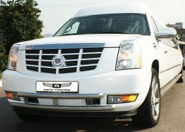 Аренда аренда белого лимузина cadillac на свадьбу на свадьбу, фото