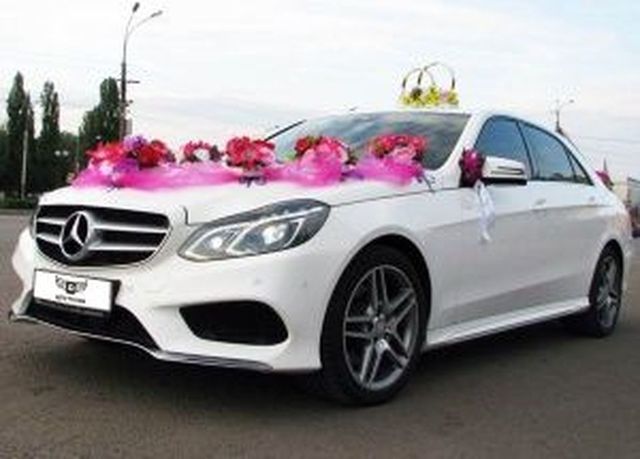 Аренда аренда седана merсedes-benz e212 restyling 2015 с водителем с водителем, фото