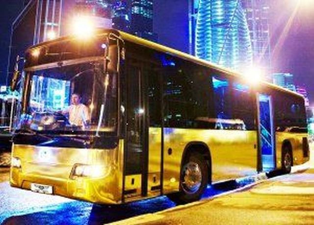 Аренда аренда желтого party bus gold с водителем с водителем, фото