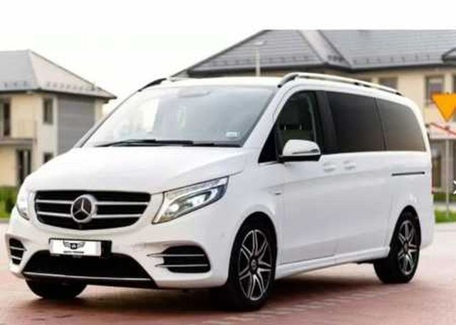 Аренда минивэна v-class 2019 в Москве