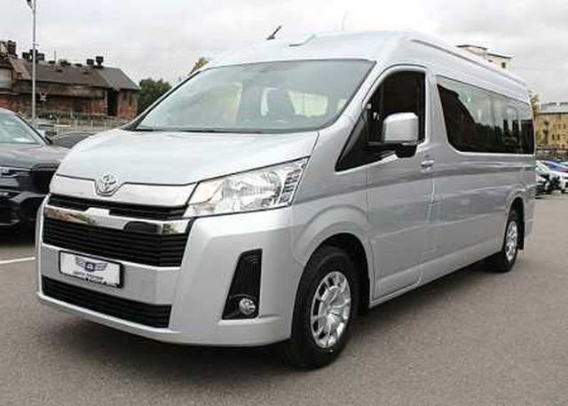 Аренда Toyota HiAce 2021 с водителем